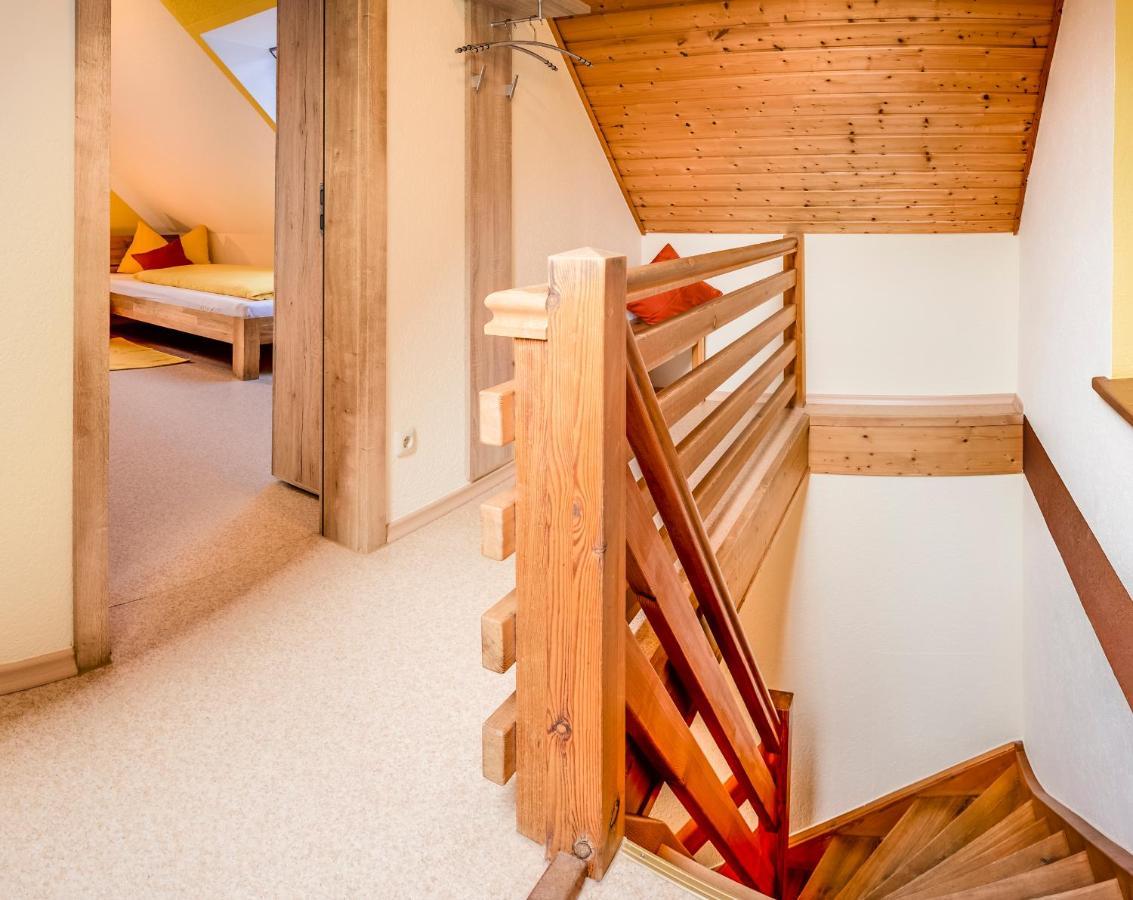 Bartlhof-Ferienwohnungen-Zimmer Бургленгенфельд Екстер'єр фото