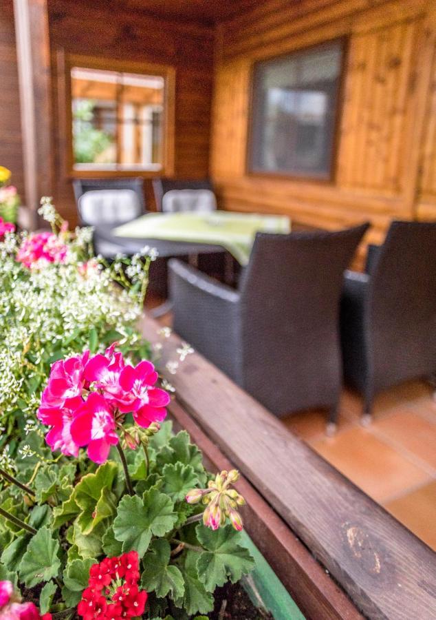 Bartlhof-Ferienwohnungen-Zimmer Бургленгенфельд Екстер'єр фото