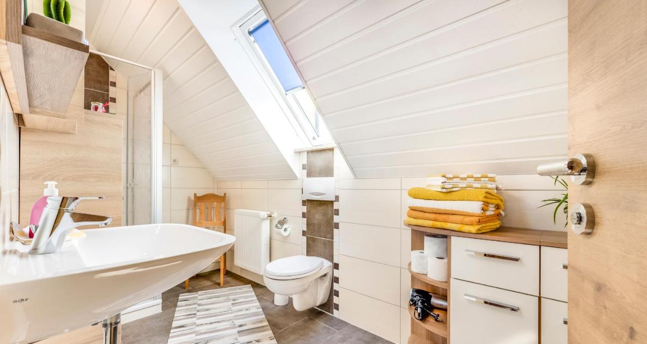 Bartlhof-Ferienwohnungen-Zimmer Бургленгенфельд Екстер'єр фото