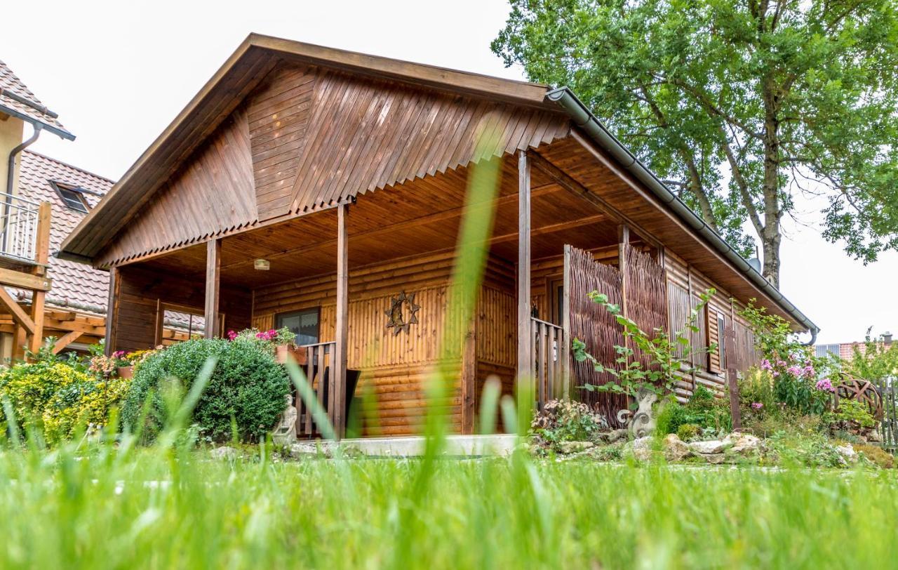 Bartlhof-Ferienwohnungen-Zimmer Бургленгенфельд Екстер'єр фото