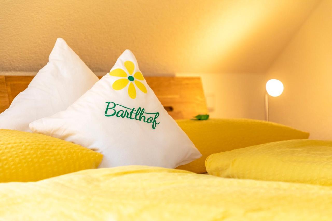 Bartlhof-Ferienwohnungen-Zimmer Бургленгенфельд Екстер'єр фото