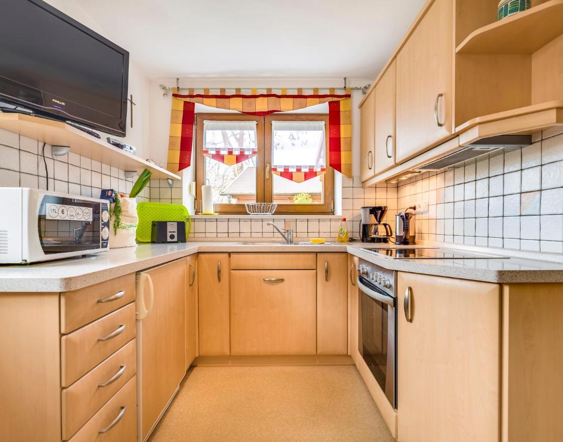 Bartlhof-Ferienwohnungen-Zimmer Бургленгенфельд Екстер'єр фото