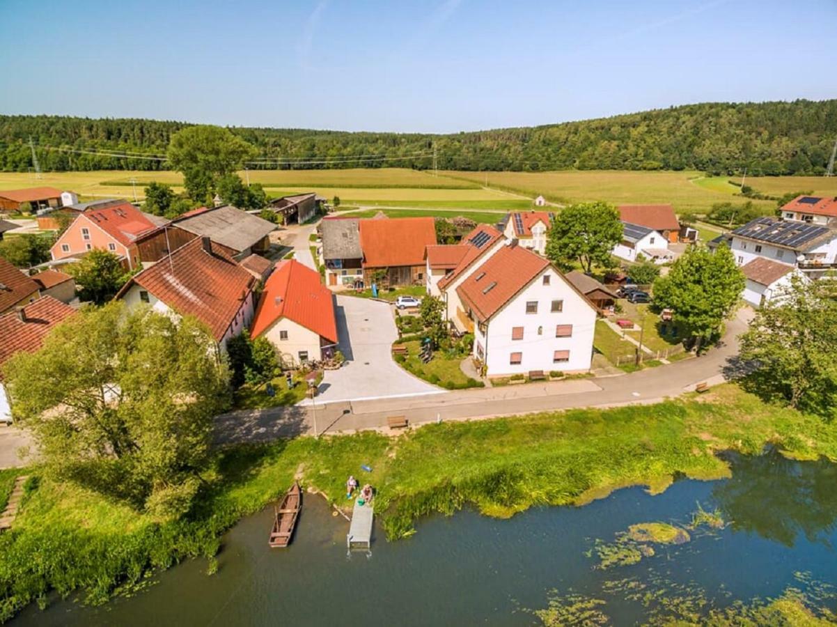 Bartlhof-Ferienwohnungen-Zimmer Бургленгенфельд Екстер'єр фото