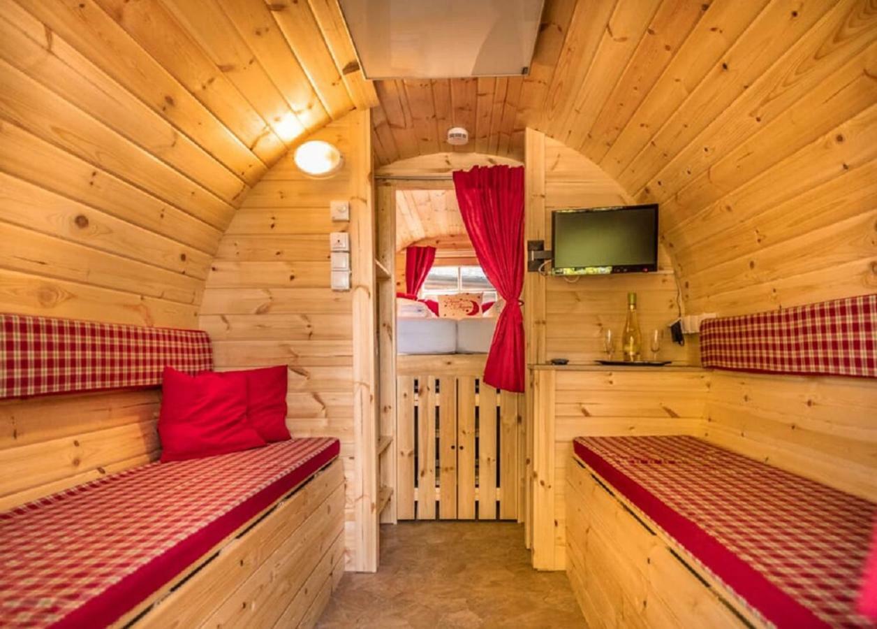 Bartlhof-Ferienwohnungen-Zimmer Бургленгенфельд Екстер'єр фото