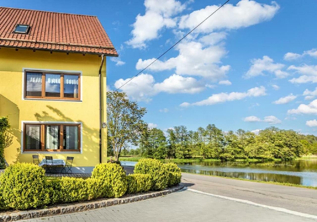 Bartlhof-Ferienwohnungen-Zimmer Бургленгенфельд Екстер'єр фото